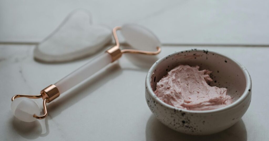 Jade stone face roller benefits